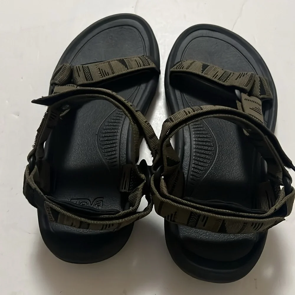 TEVA HURRICANE‎ XLT CHARACTER DARK OLIVE GREEN STRAP HIKING SANDALS SIZE 9